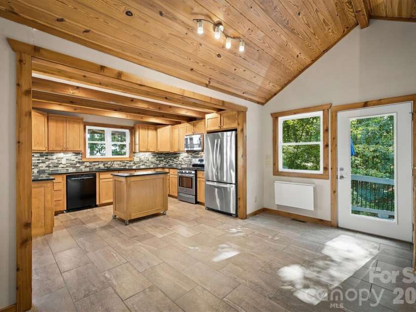 2262 Grandview Peaks Drive, Nebo, NC 28761.  MLS# CAR4425294, YatesRealty ID 3710. 