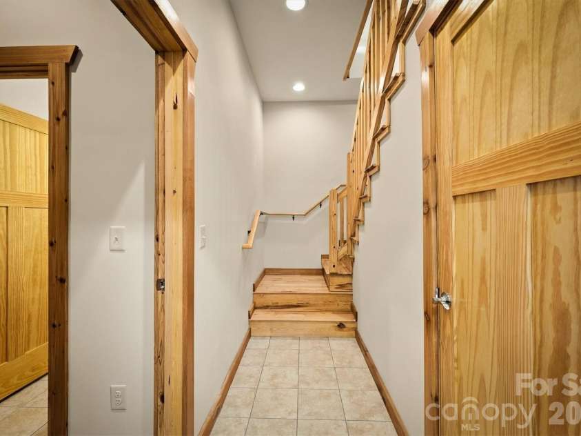 2262 Grandview Peaks Drive, Nebo, NC 28761.  MLS# CAR4425294, YatesRealty ID 3710. 