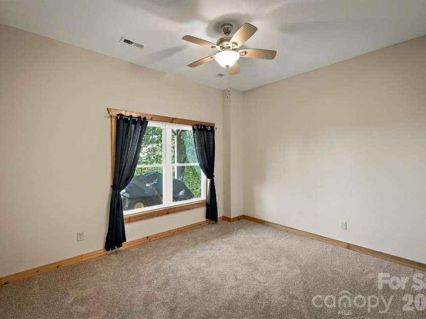 2262 Grandview Peaks Drive, Nebo, NC 28761.  MLS# CAR4425294, YatesRealty ID 3710. 