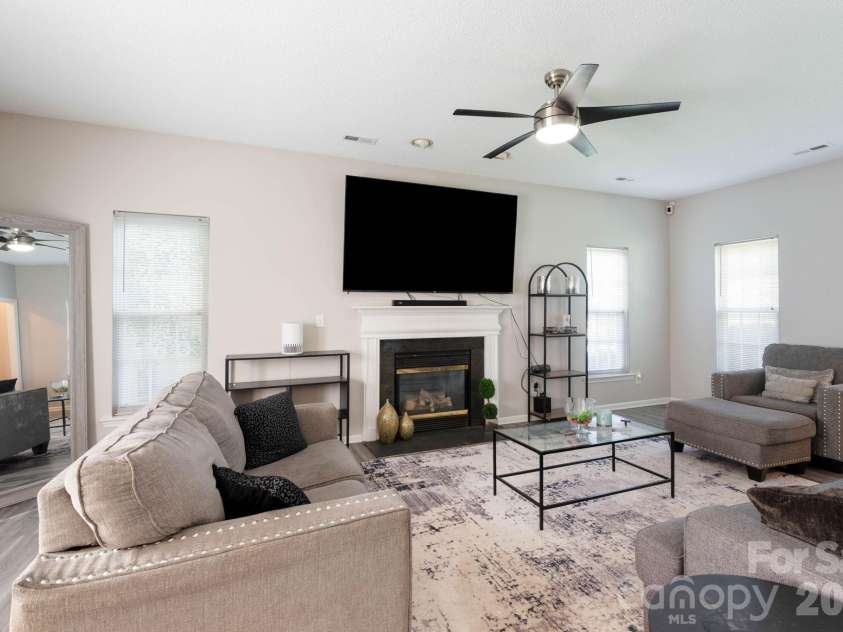 5782 Dove Point Drive, Concord, NC 28025.  MLS# CAR4402560, YatesRealty ID 37101. 