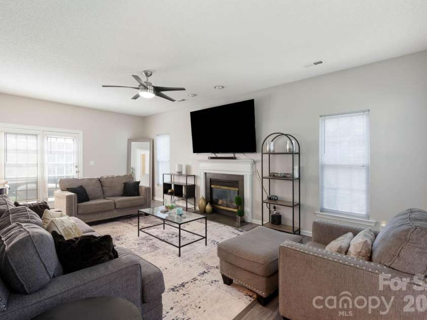 5782 Dove Point Drive, Concord, NC 28025.  MLS# CAR4402560, YatesRealty ID 37101. 
