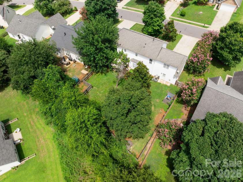 5782 Dove Point Drive, Concord, NC 28025.  MLS# CAR4402560, YatesRealty ID 37101. 