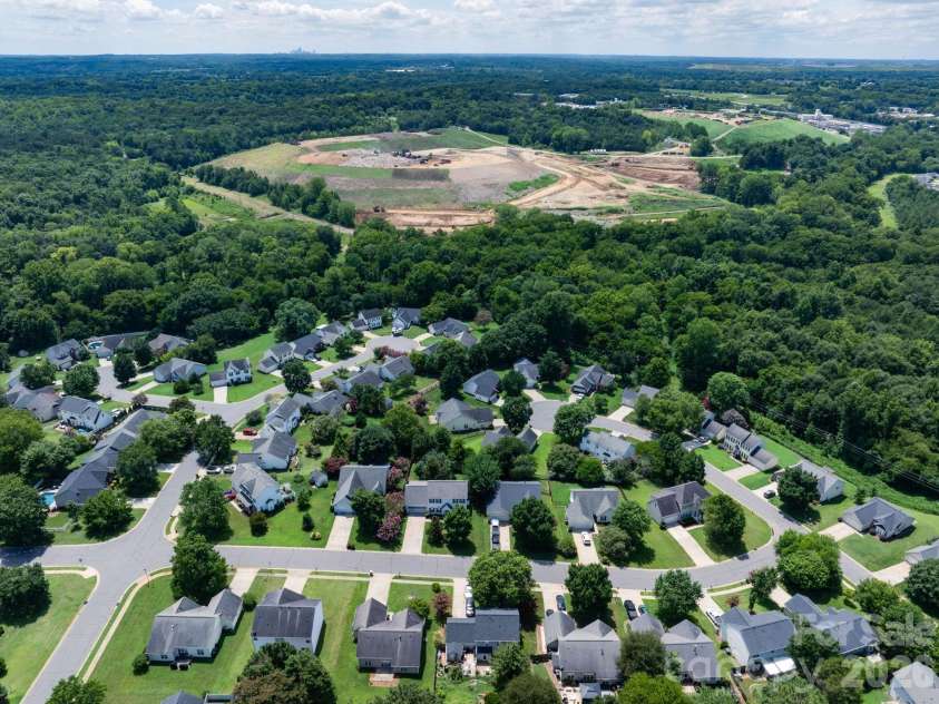 5782 Dove Point Drive, Concord, NC 28025.  MLS# CAR4402560, YatesRealty ID 37101. 