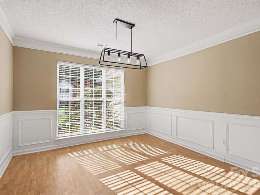 3786 Sedgewick Street, Concord, NC 28027.  MLS# CAR4397851, YatesRealty ID 37104. Dining area