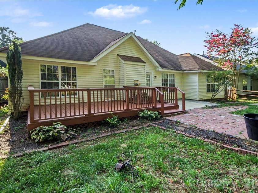 3786 Sedgewick Street, Concord, NC 28027.  MLS# CAR4397851, YatesRealty ID 37104. Reconditioned deck