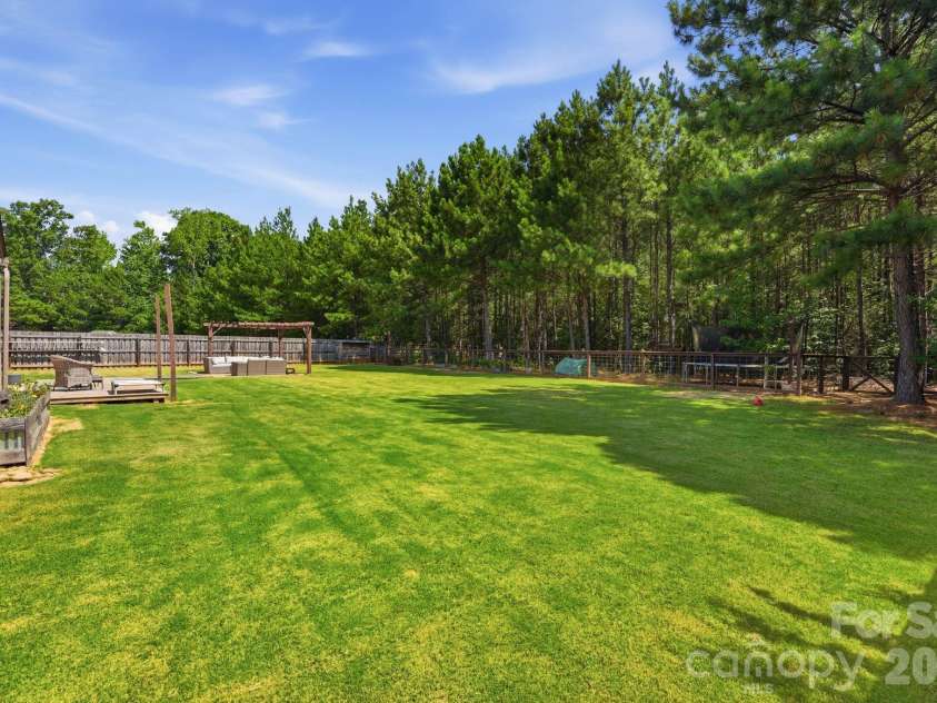 5917 Mcclintock Drive, Denver, NC 28037.  MLS# CAR4401009, YatesRealty ID 37105. 