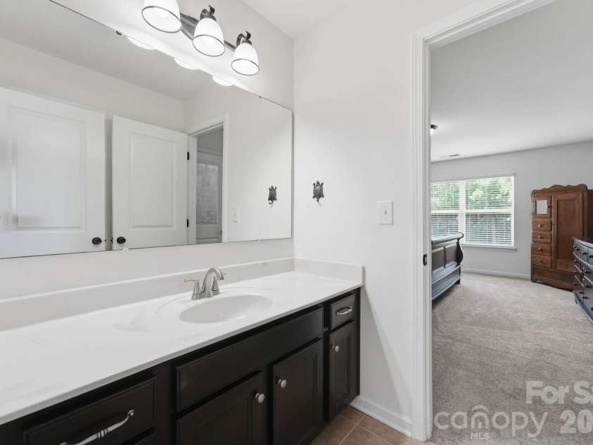 5917 Mcclintock Drive, Denver, NC 28037.  MLS# CAR4401009, YatesRealty ID 37105. 