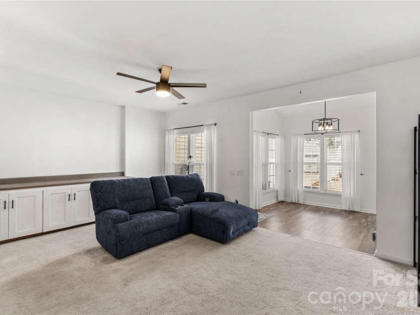 961 Coolsprings Lane, Rock Hill, SC 29730.  MLS# CAR4398107, YatesRealty ID 37106. 