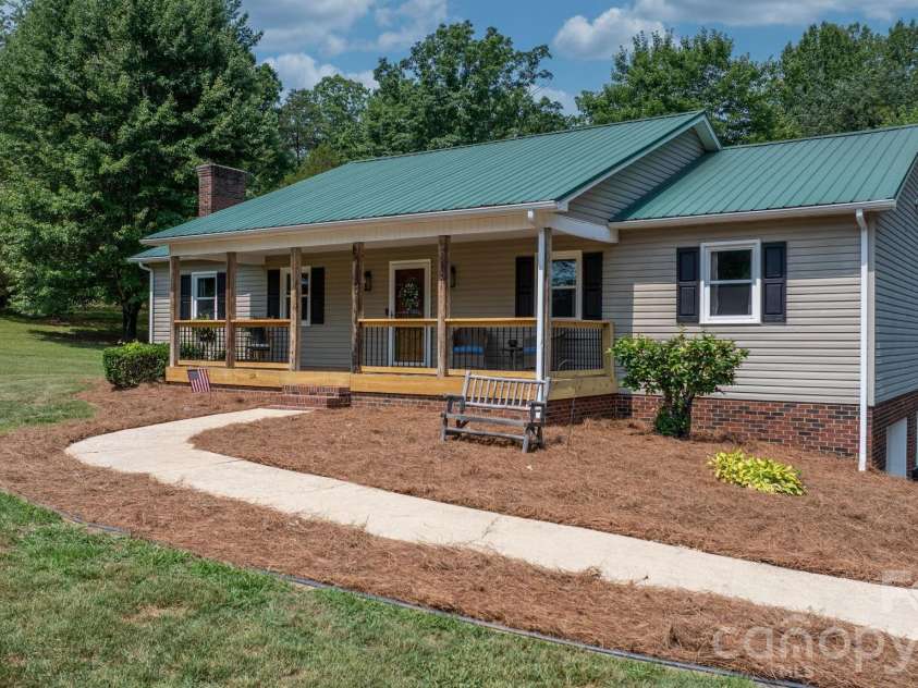 2990 Clarks Chapel Road, Lenoir, NC 28645.  MLS# CAR4388421, YatesRealty ID 37107. 