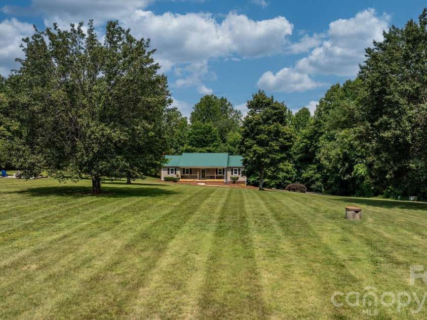 2990 Clarks Chapel Road, Lenoir, NC 28645.  MLS# CAR4388421, YatesRealty ID 37107. 
