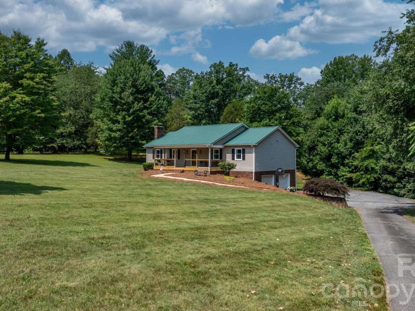 2990 Clarks Chapel Road, Lenoir, NC 28645.  MLS# CAR4388421, YatesRealty ID 37107. 