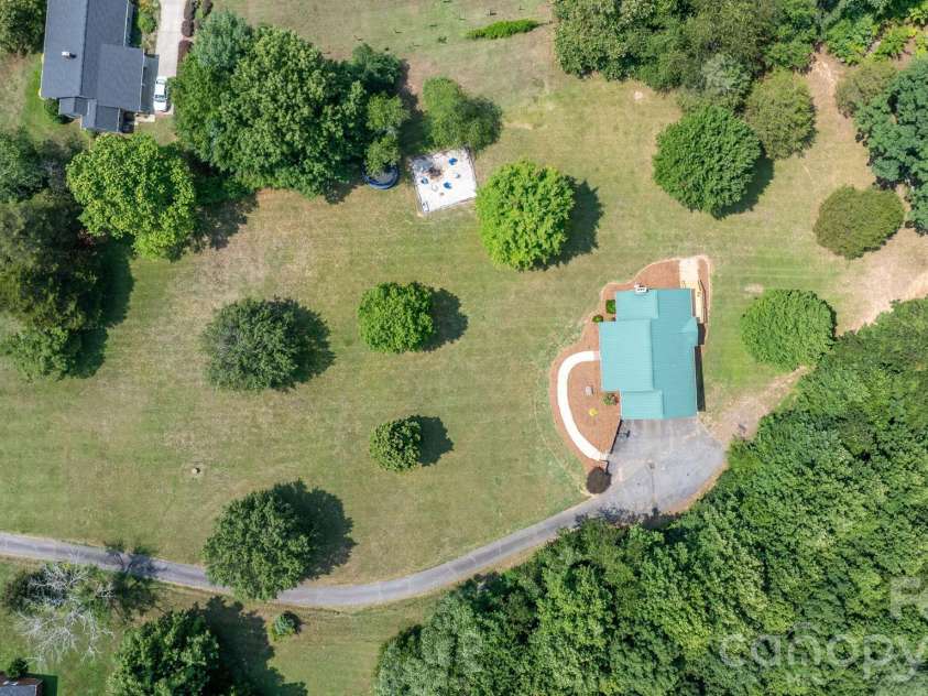 2990 Clarks Chapel Road, Lenoir, NC 28645.  MLS# CAR4388421, YatesRealty ID 37107. 