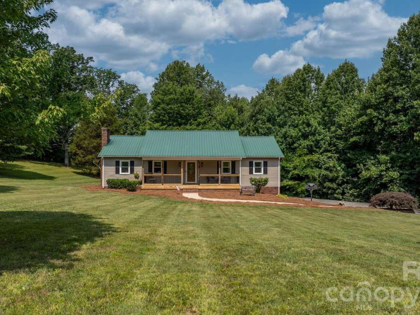 2990 Clarks Chapel Road, Lenoir, NC 28645.  MLS# CAR4388421, YatesRealty ID 37107. 