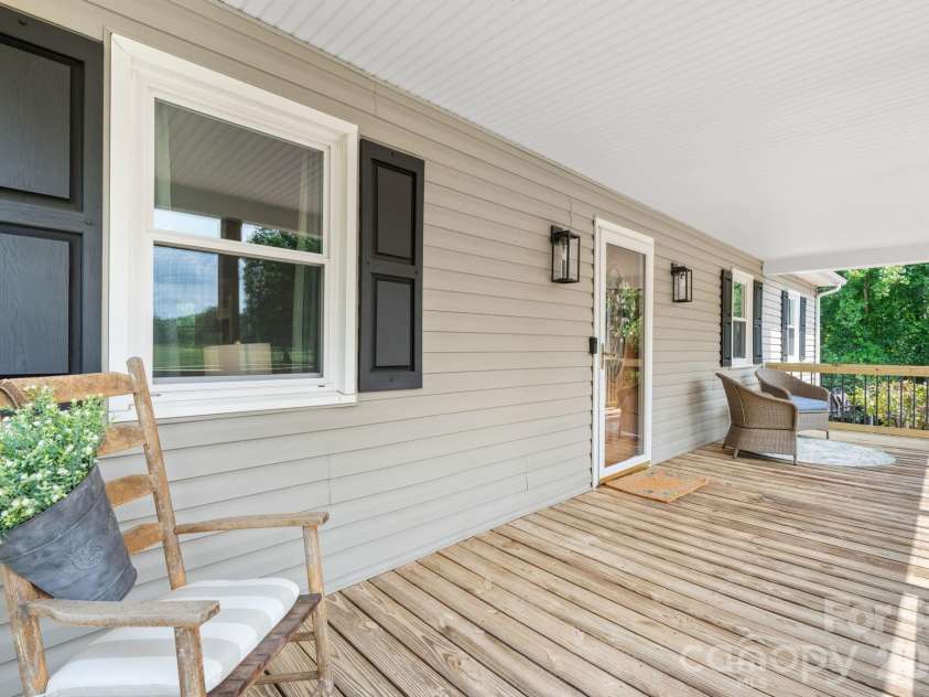 2990 Clarks Chapel Road, Lenoir, NC 28645.  MLS# CAR4388421, YatesRealty ID 37107. 
