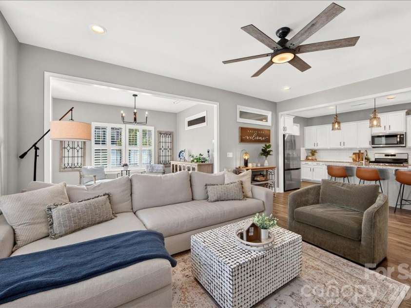 7585 Hartsfield Drive, Lancaster, SC 29720.  MLS# CAR4398685, YatesRealty ID 37108. Large Open Living Room