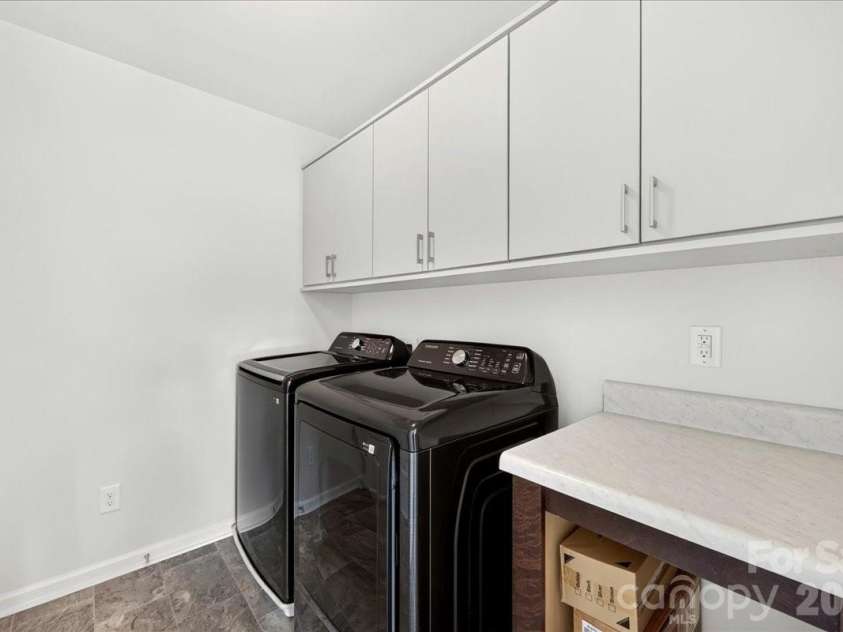 7585 Hartsfield Drive, Lancaster, SC 29720.  MLS# CAR4398685, YatesRealty ID 37108. Laundry Room
