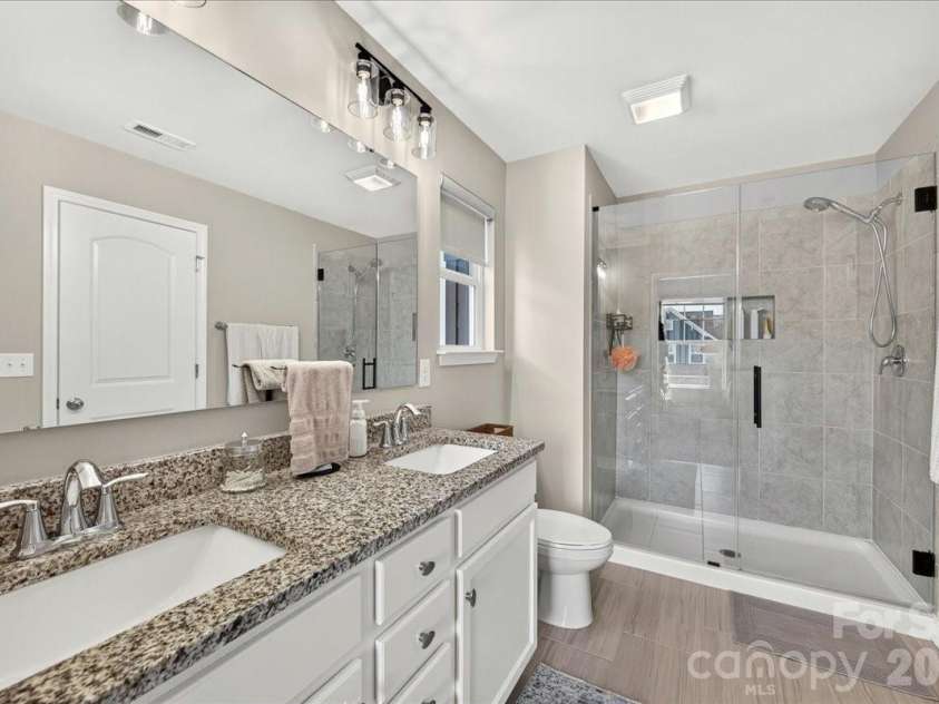 7585 Hartsfield Drive, Lancaster, SC 29720.  MLS# CAR4398685, YatesRealty ID 37108. Primary Bathroom