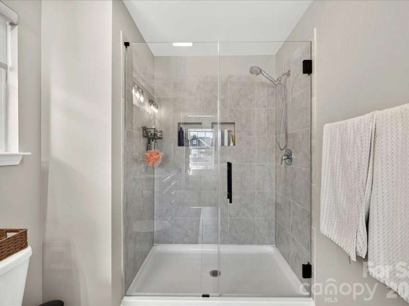 7585 Hartsfield Drive, Lancaster, SC 29720.  MLS# CAR4398685, YatesRealty ID 37108. Primary Shower