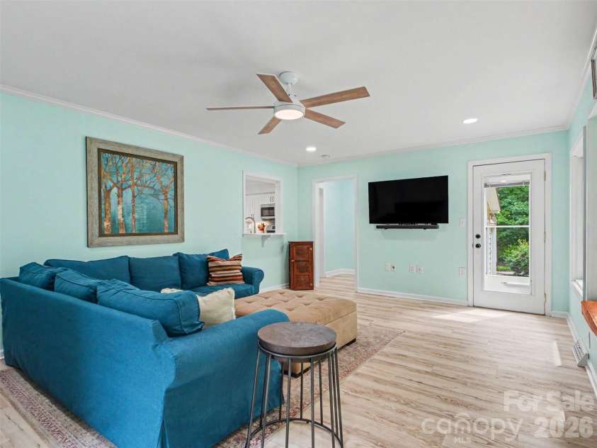 420 Brook Avenue, Concord, NC 28025.  MLS# CAR4390196, YatesRealty ID 37109. 