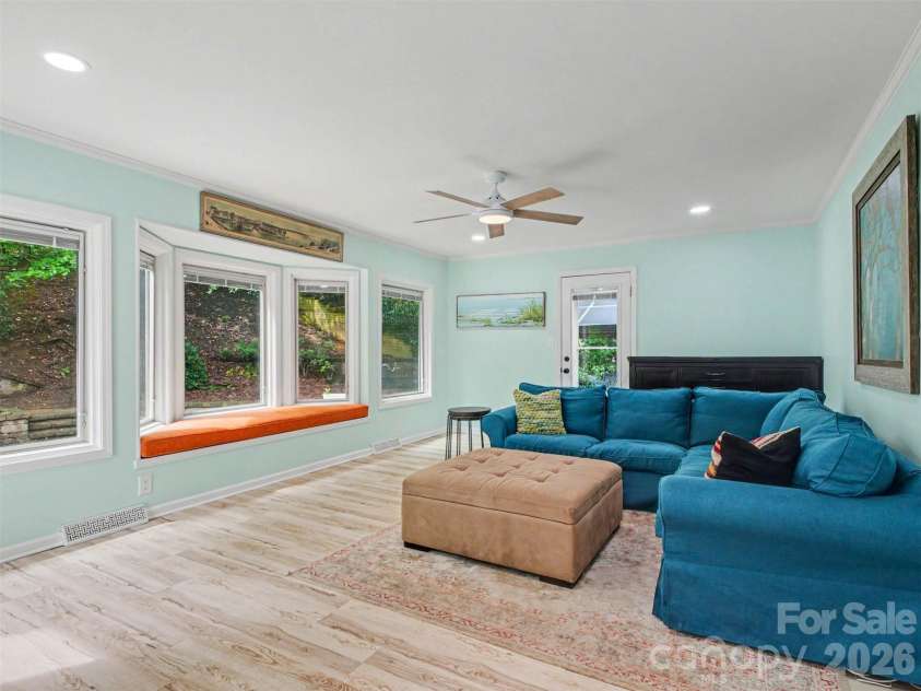 420 Brook Avenue, Concord, NC 28025.  MLS# CAR4390196, YatesRealty ID 37109. 