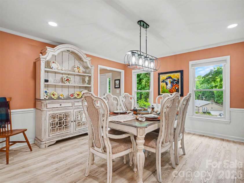 420 Brook Avenue, Concord, NC 28025.  MLS# CAR4390196, YatesRealty ID 37109. 