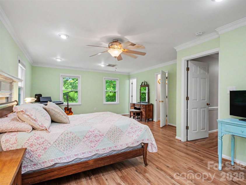 420 Brook Avenue, Concord, NC 28025.  MLS# CAR4390196, YatesRealty ID 37109. 