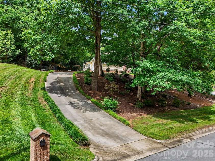 420 Brook Avenue, Concord, NC 28025.  MLS# CAR4390196, YatesRealty ID 37109. 