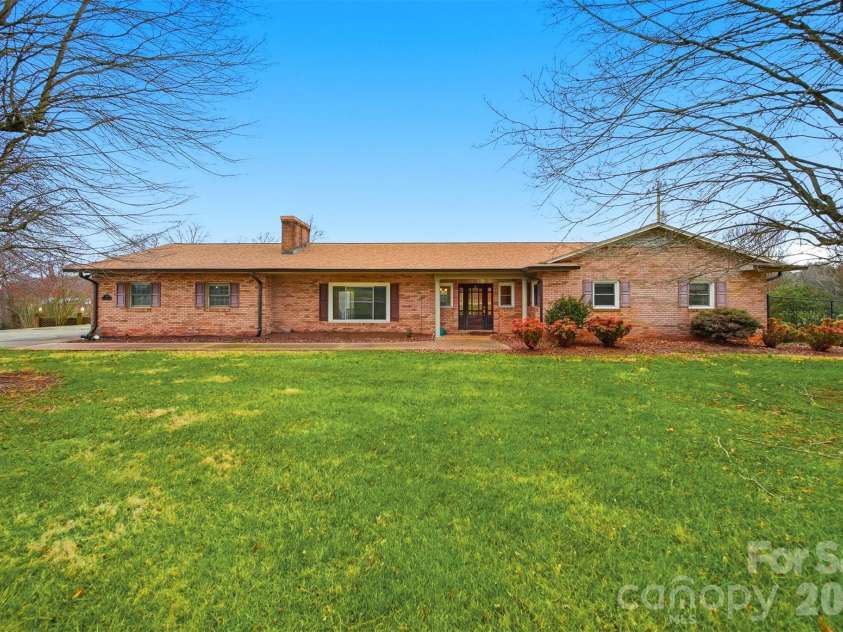 776 Smith Farm Road, Stony Point, NC 28678.  MLS# CAR4354009, YatesRealty ID 3711. 