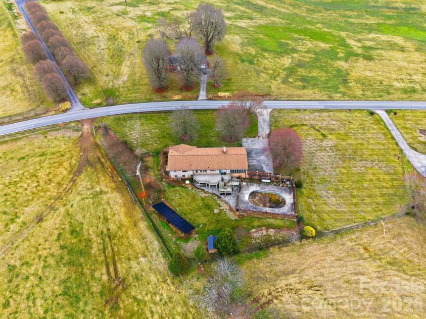 776 Smith Farm Road, Stony Point, NC 28678.  MLS# CAR4354009, YatesRealty ID 3711. 