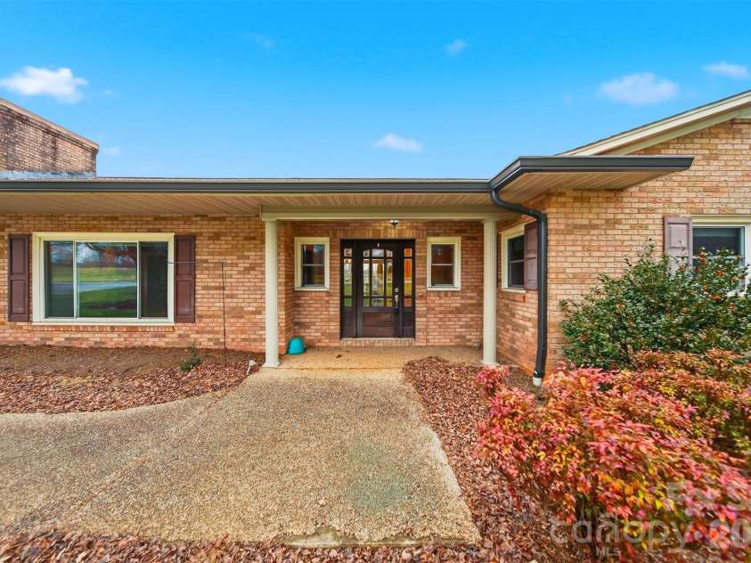 776 Smith Farm Road, Stony Point, NC 28678.  MLS# CAR4354009, YatesRealty ID 3711. 