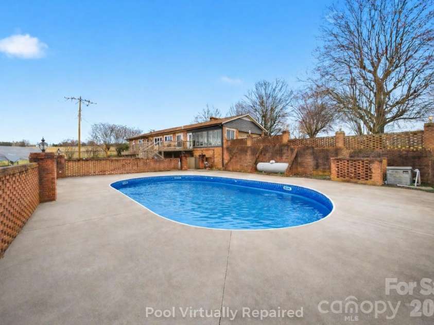 776 Smith Farm Road, Stony Point, NC 28678.  MLS# CAR4354009, YatesRealty ID 3711. 