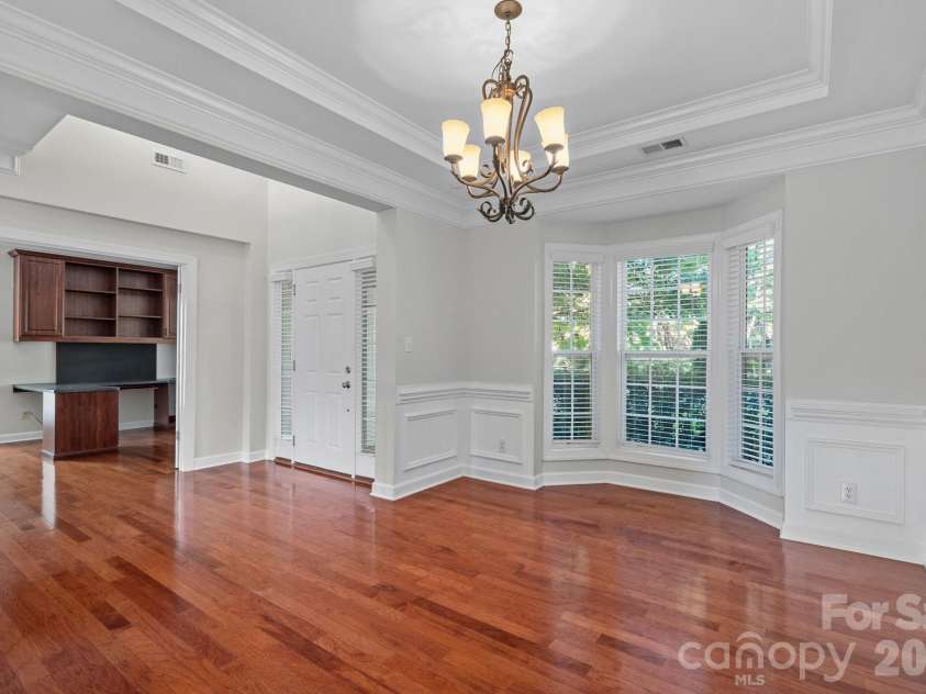 2305 Barrington Ridge Drive, Waxhaw, NC 28173.  MLS# CAR4394344, YatesRealty ID 37111. Dining Room