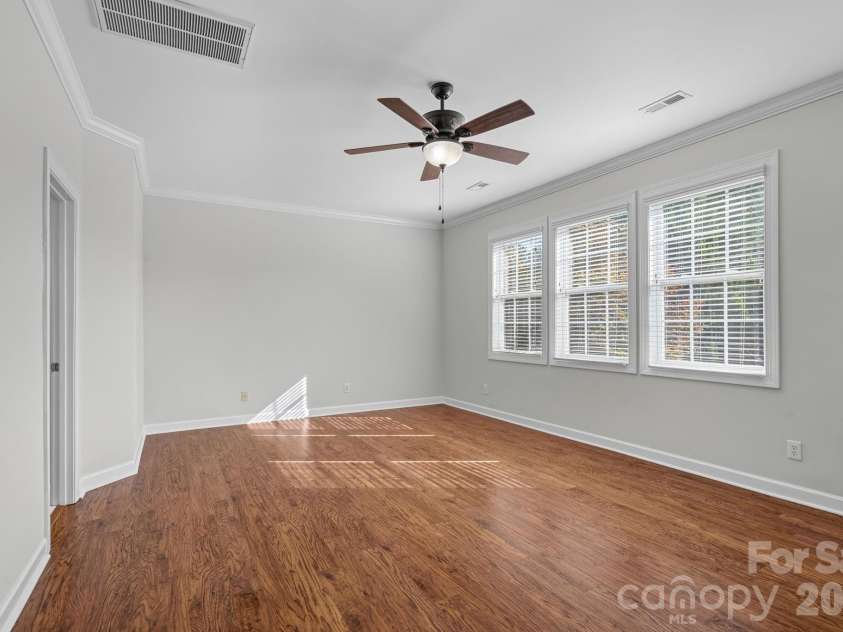 2305 Barrington Ridge Drive, Waxhaw, NC 28173.  MLS# CAR4394344, YatesRealty ID 37111. Primary Bedroom