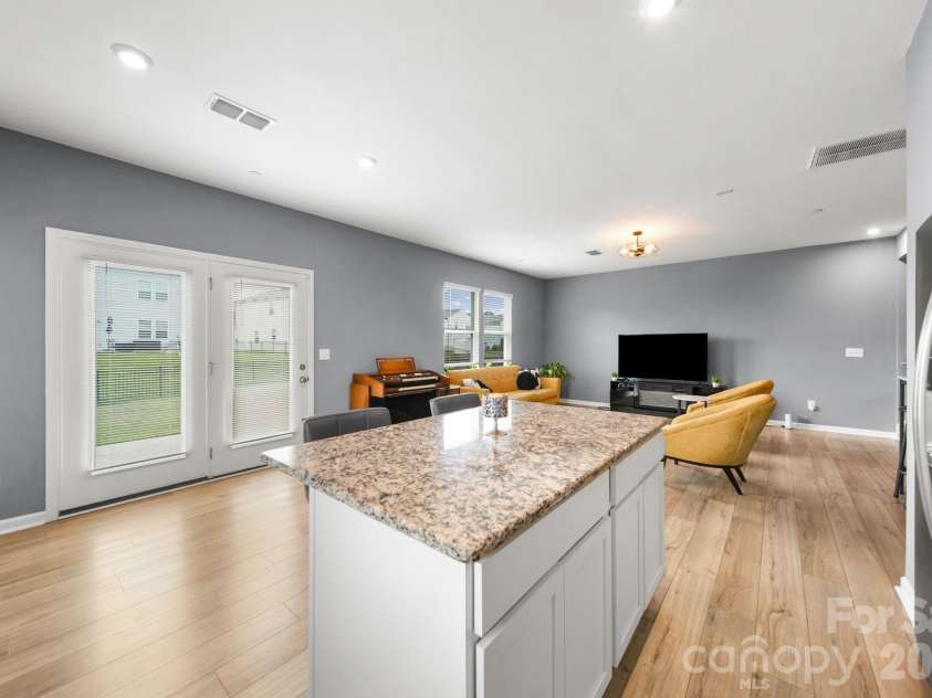 3082 Bell Spur Avenue, Concord, NC 28027.  MLS# CAR4392776, YatesRealty ID 37112. 