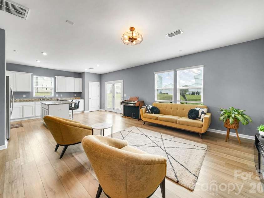 3082 Bell Spur Avenue, Concord, NC 28027.  MLS# CAR4392776, YatesRealty ID 37112. 