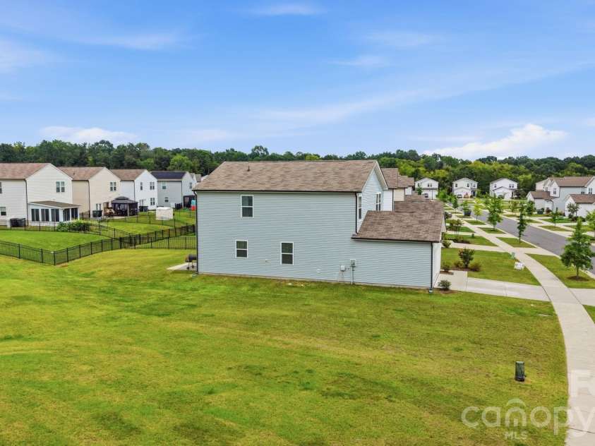 3082 Bell Spur Avenue, Concord, NC 28027.  MLS# CAR4392776, YatesRealty ID 37112. 
