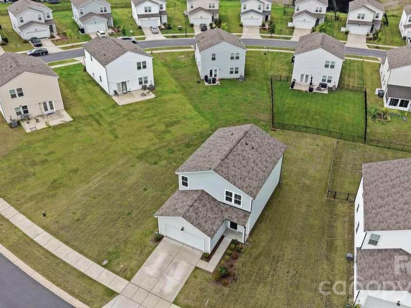 3082 Bell Spur Avenue, Concord, NC 28027.  MLS# CAR4392776, YatesRealty ID 37112. 