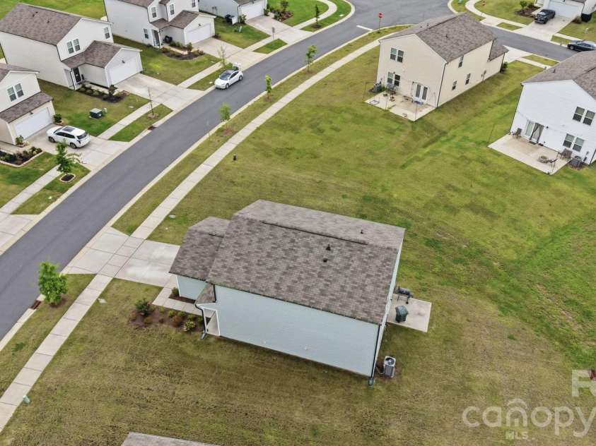 3082 Bell Spur Avenue, Concord, NC 28027.  MLS# CAR4392776, YatesRealty ID 37112. 