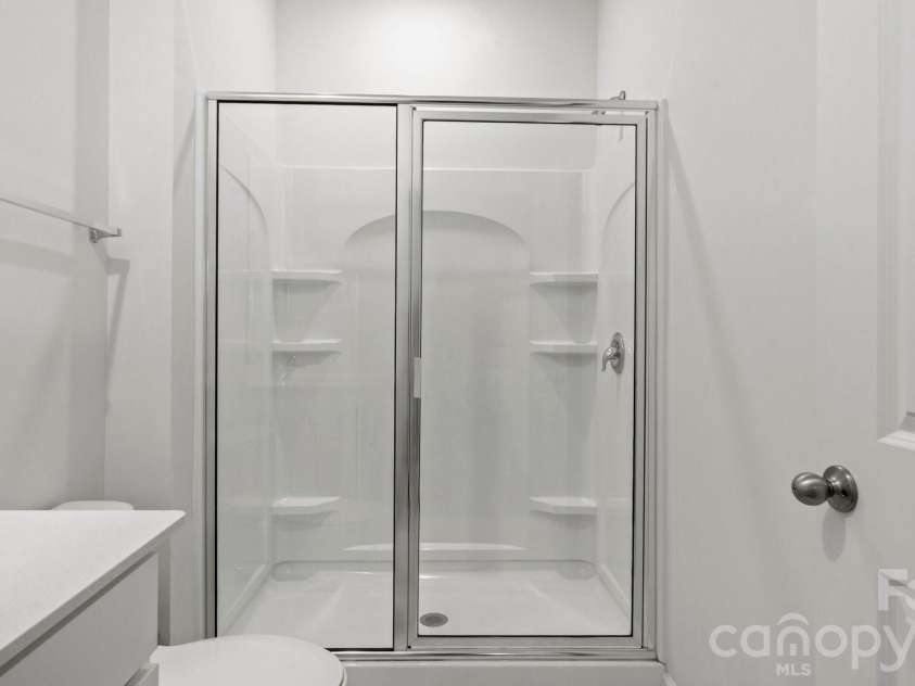 110 Meadow View Drive, Statesville, NC 28677.  MLS# CAR4401619, YatesRealty ID 37113. Main level full bathroom