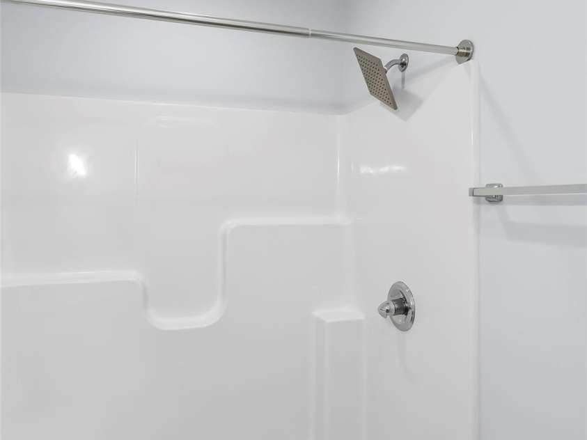 112 Elm Street, Morganton, NC 28655.  MLS# CAR4400689, YatesRealty ID 37117. Ensuite Bathroom