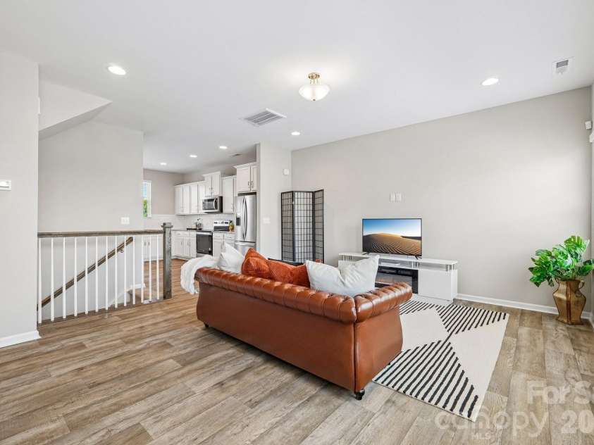11344 Winding Gorge Drive, Huntersville, NC 28078.  MLS# CAR4355829, YatesRealty ID 37118. 