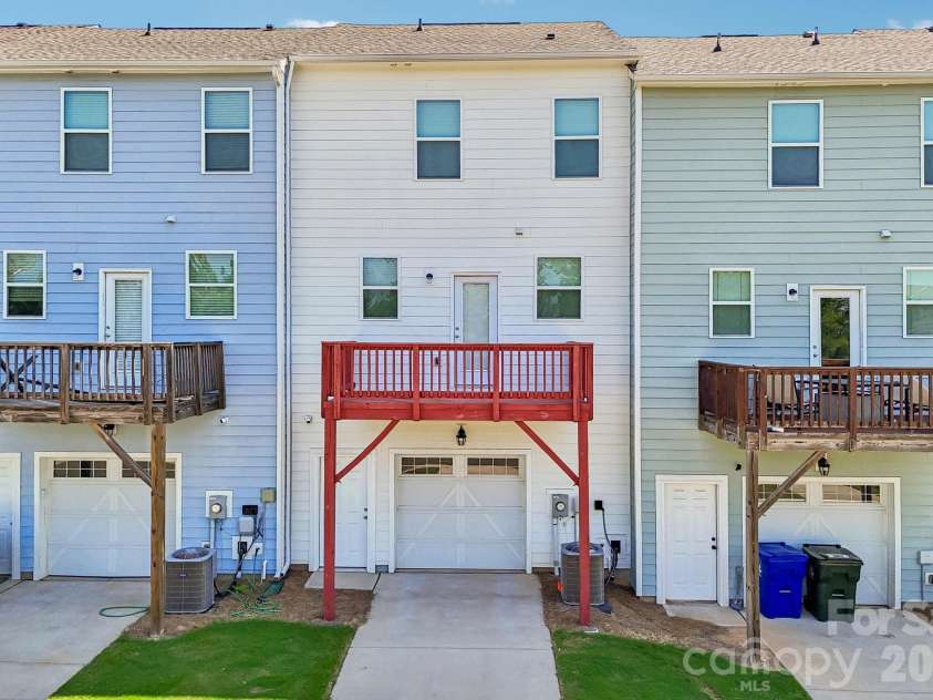 11344 Winding Gorge Drive, Huntersville, NC 28078.  MLS# CAR4355829, YatesRealty ID 37118. 