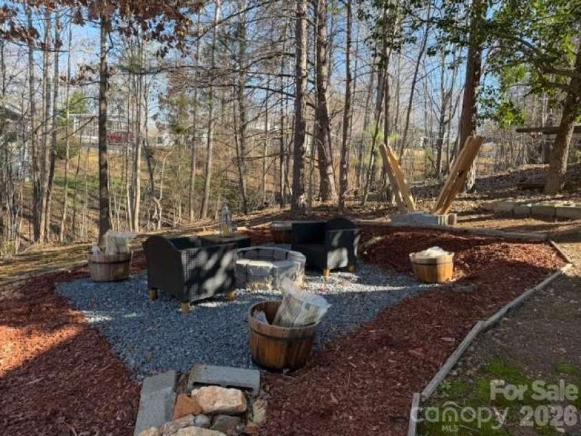206 Cardinal Drive, New London, NC 28127.  MLS# CAR4356717, YatesRealty ID 3712. 