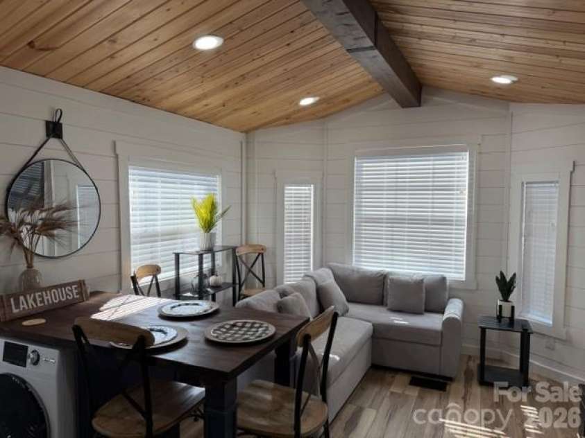 206 Cardinal Drive, New London, NC 28127.  MLS# CAR4356717, YatesRealty ID 3712. 