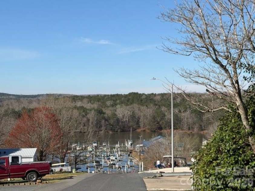 206 Cardinal Drive, New London, NC 28127.  MLS# CAR4356717, YatesRealty ID 3712. 
