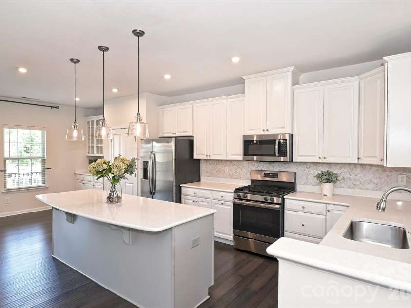 3612 Speer Boulevard, Charlotte, NC 28217.  MLS# CAR4360603, YatesRealty ID 37124. 