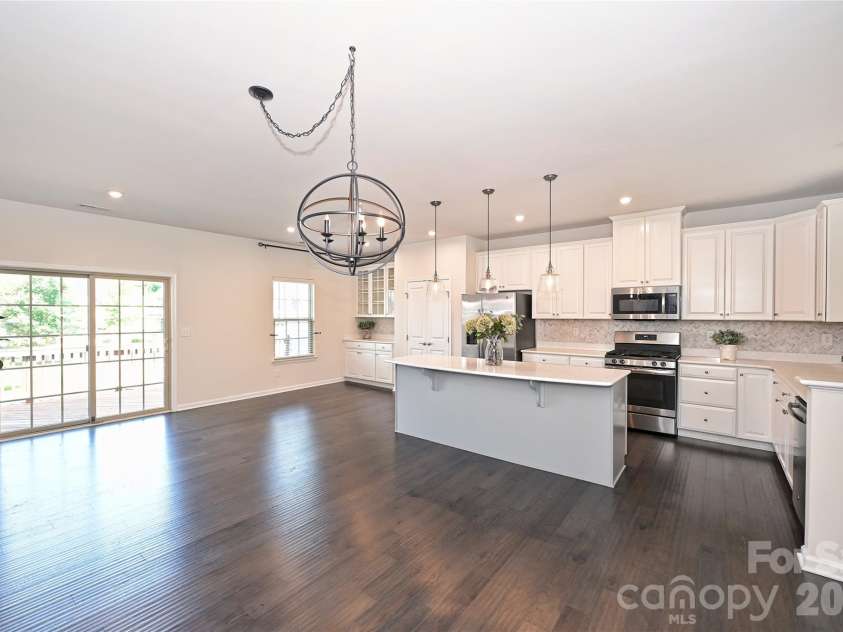 3612 Speer Boulevard, Charlotte, NC 28217.  MLS# CAR4360603, YatesRealty ID 37124. 