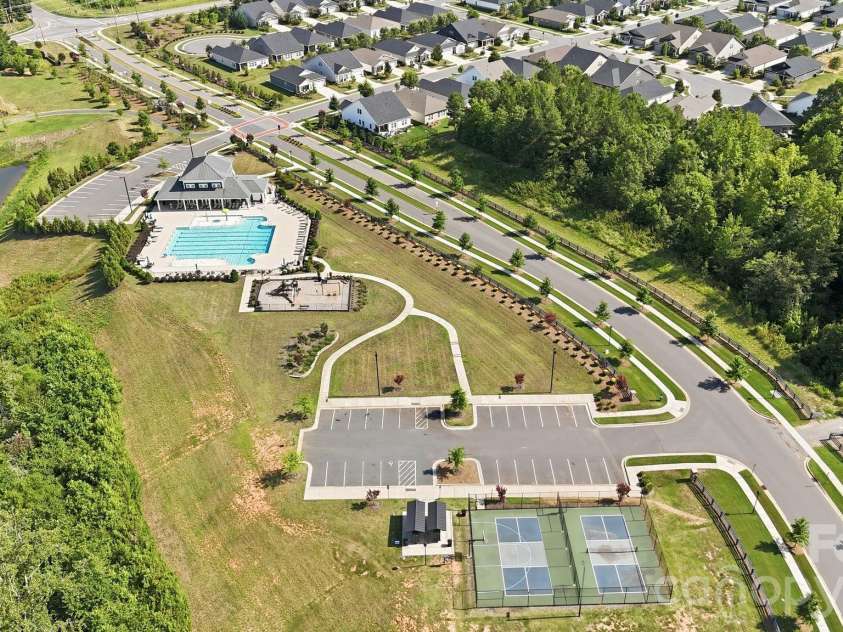 7572 Nolen Farm Drive, Gastonia, NC 28056.  MLS# CAR4402446, YatesRealty ID 37125. 