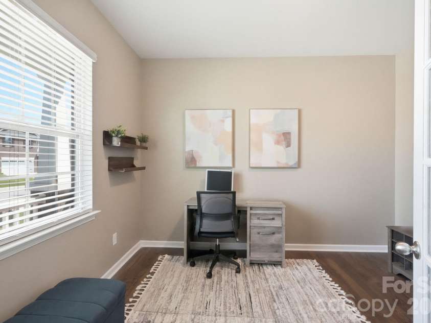 7572 Nolen Farm Drive, Gastonia, NC 28056.  MLS# CAR4402446, YatesRealty ID 37125. Office