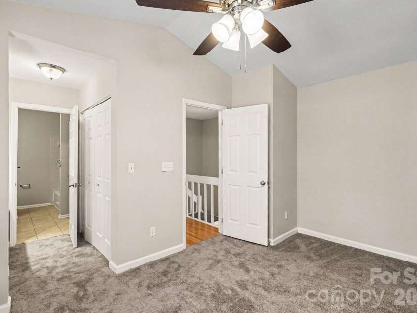 8260 Golf Ridge Drive, Charlotte, NC 28277.  MLS# CAR4402112, YatesRealty ID 37127. 